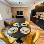Apartament Golden Elio Pula