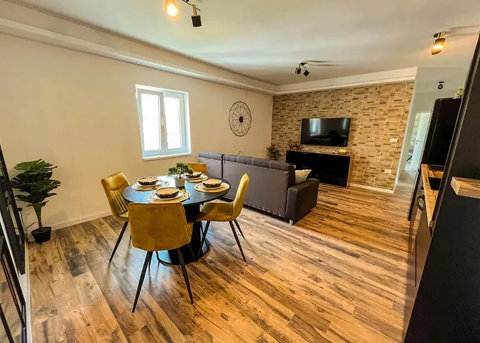 Golden Elio Apartamento