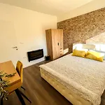 Apartamento Golden Elio Pula