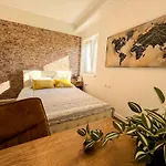 Apartamento Golden Elio *