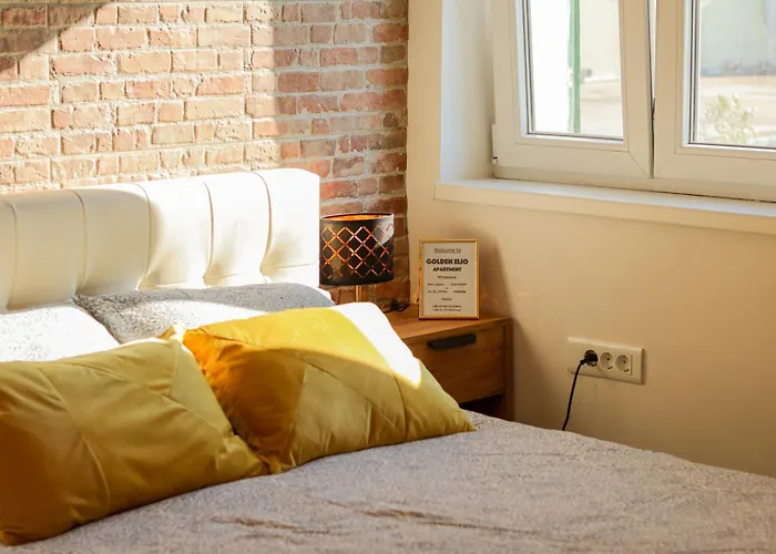 Golden Elio Appartement *